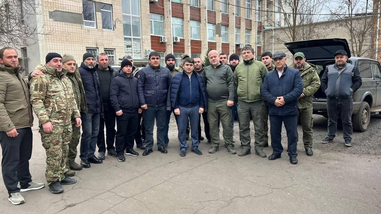 «Спасибо за вашу поддержку!» — бойцы морской пехоты передали благодарность землякам