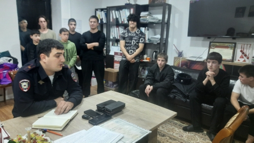 С воспитанниками детского дома Минтруда Дагестана провели профилактические беседы по профилактике терроризма