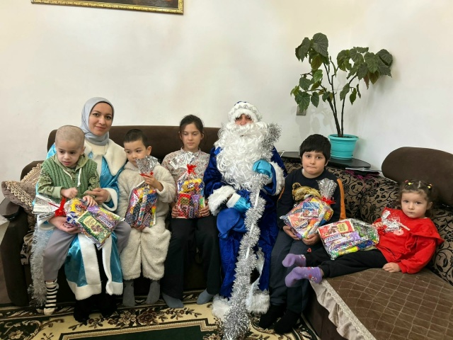 РЦДПОВ Ахтынского района организовал для своих подопечных праздничное мероприятие