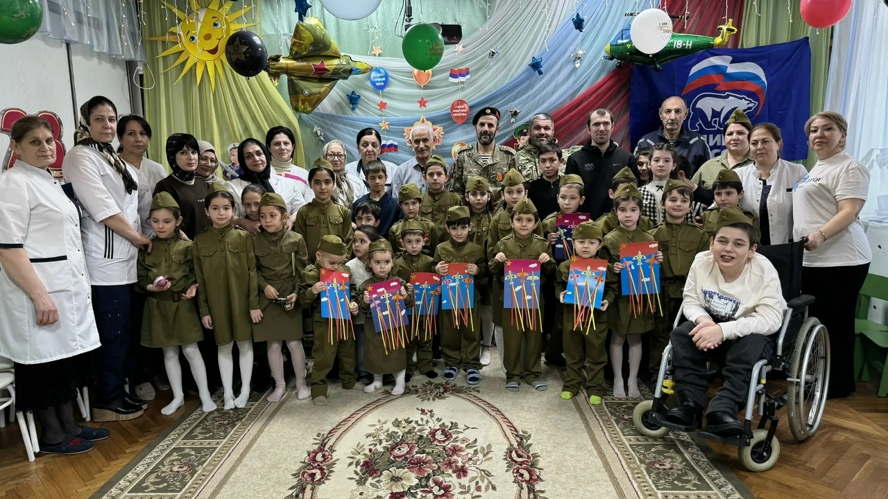 Встреча с героями: в Реабилитационном центре Избербаша отметили День защитника Отечества