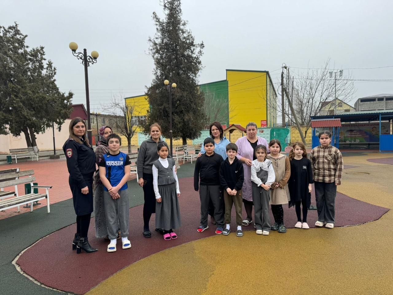 Безопасность детей превыше всего: в Хасавюрте прошла учебная эвакуация