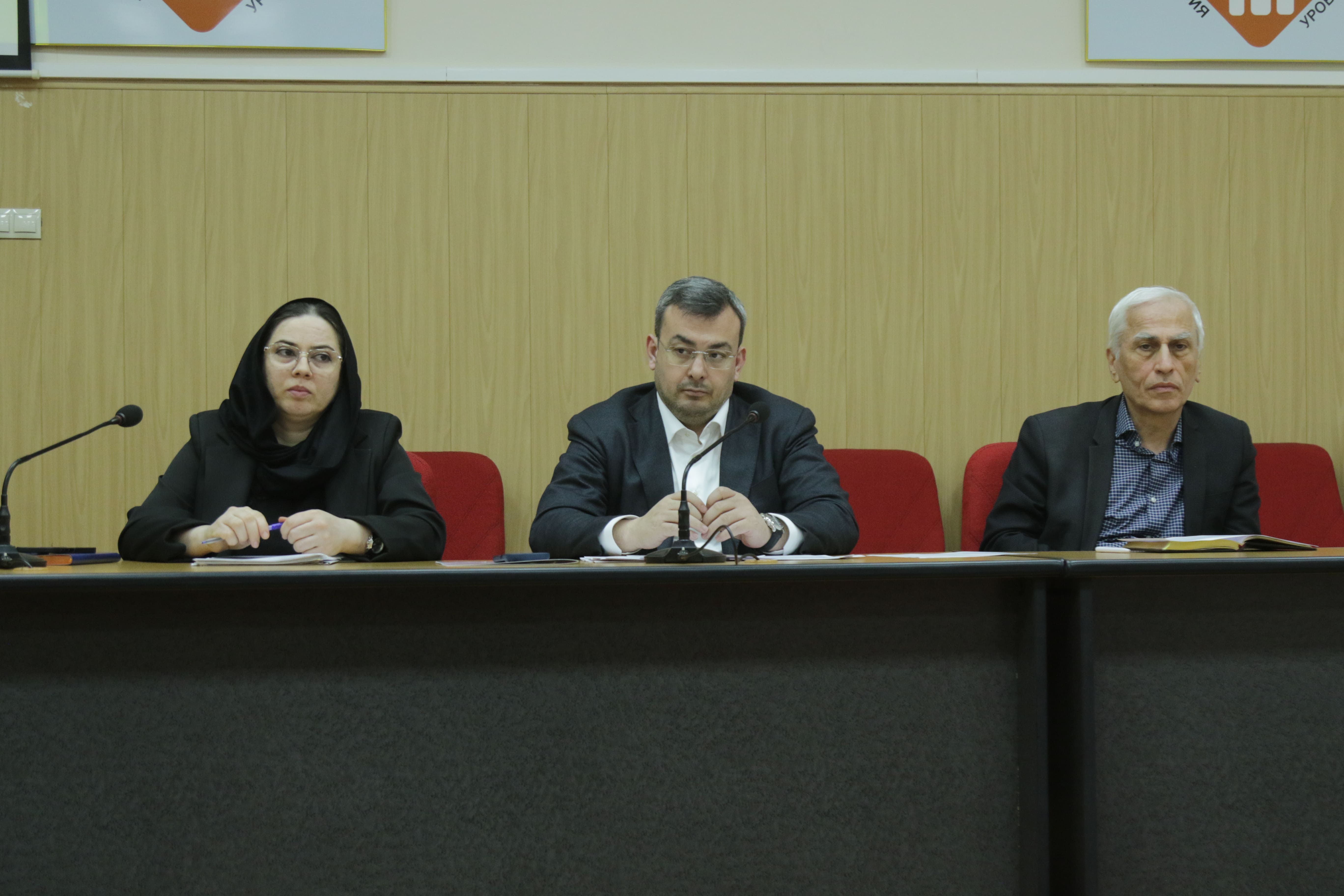 Магомедзагид Кихасуров провел аппаратное совещание по вопросам эффективности работы соцзащиты