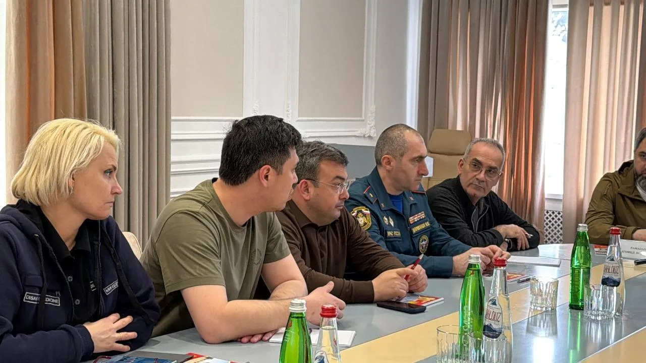 Магомедзагид Кихасуров посетил пострадавшие от паводка районы Дагестана