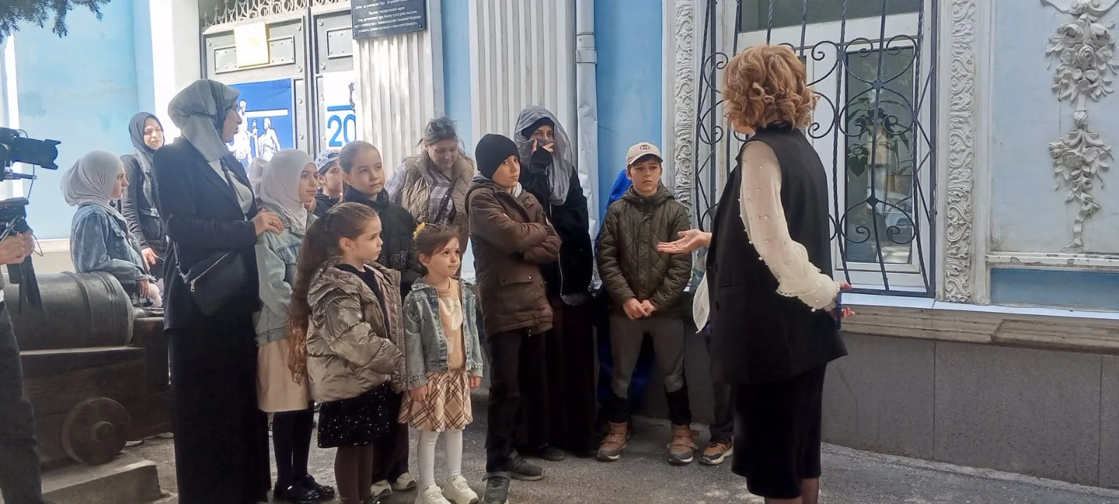 ДЕТЯМ ИЗ МНОГОДЕТНЫХ СЕМЕЙ И СЕМЕЙ УЧАСТНИКОВ СВО УСТРОИЛИ ПУТЕШЕСТВИЕ В ИСТОРИЮ ДАГЕСТАНА