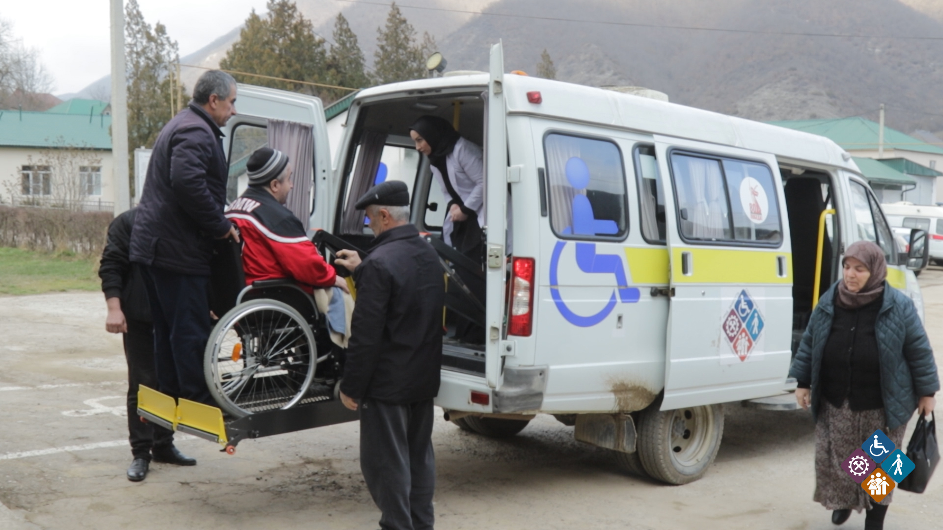 Горы не помеха: как нацпроект «Семья» везёт здоровье в отдалённые сёла Дагестана