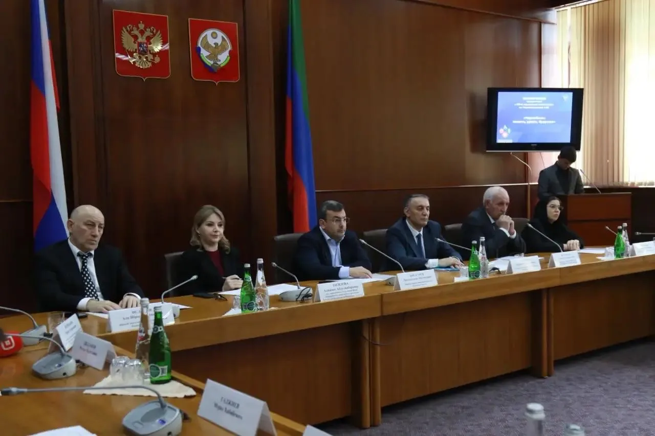 В Махачкале под руководством вице-премьера Абдурахмана Махмудова прошла конференция, посвященная 40-летию трагедии на Чернобыльской АЭС