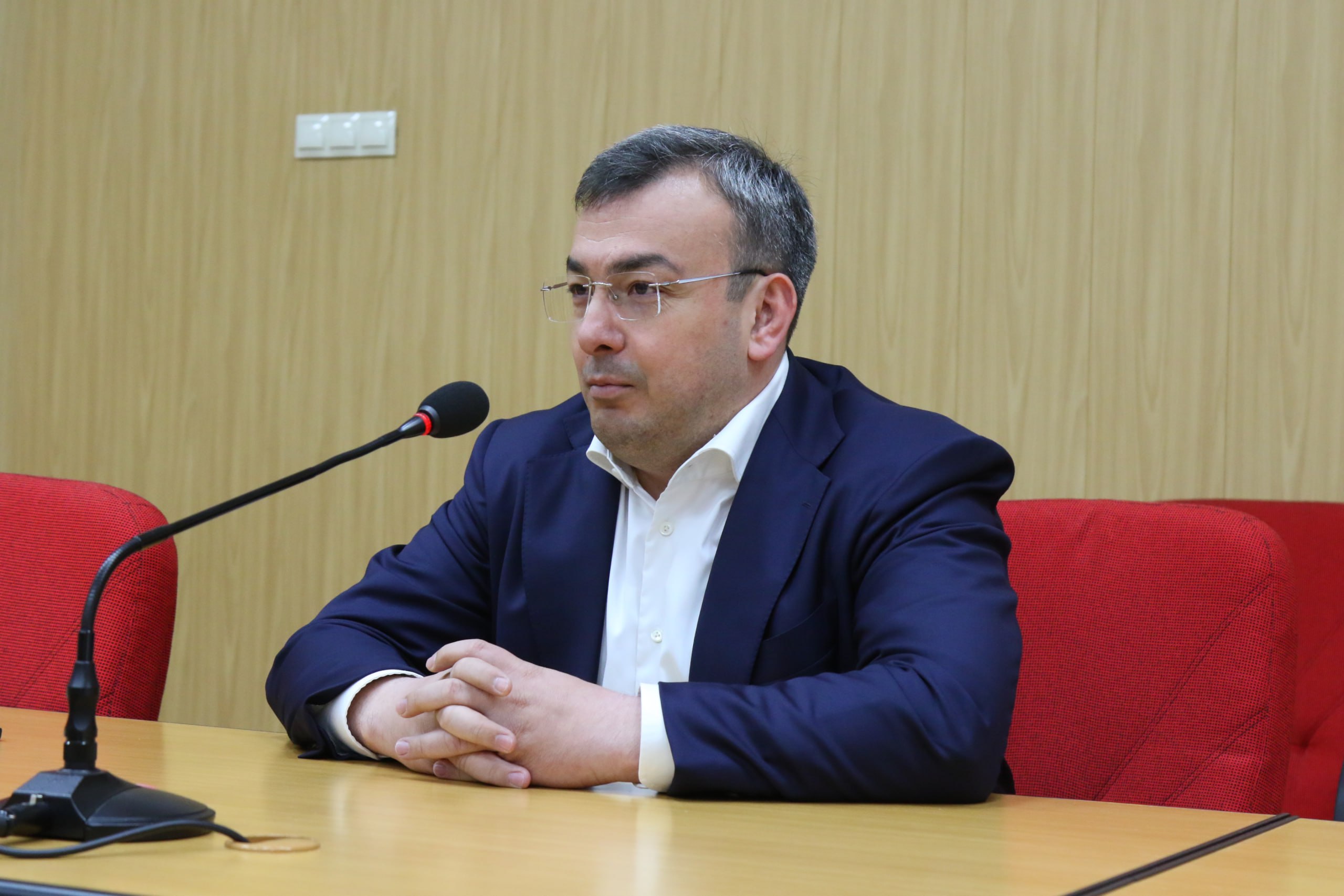 Первый рабочий день недели в Минтруда РД: новые назначения и приоритеты