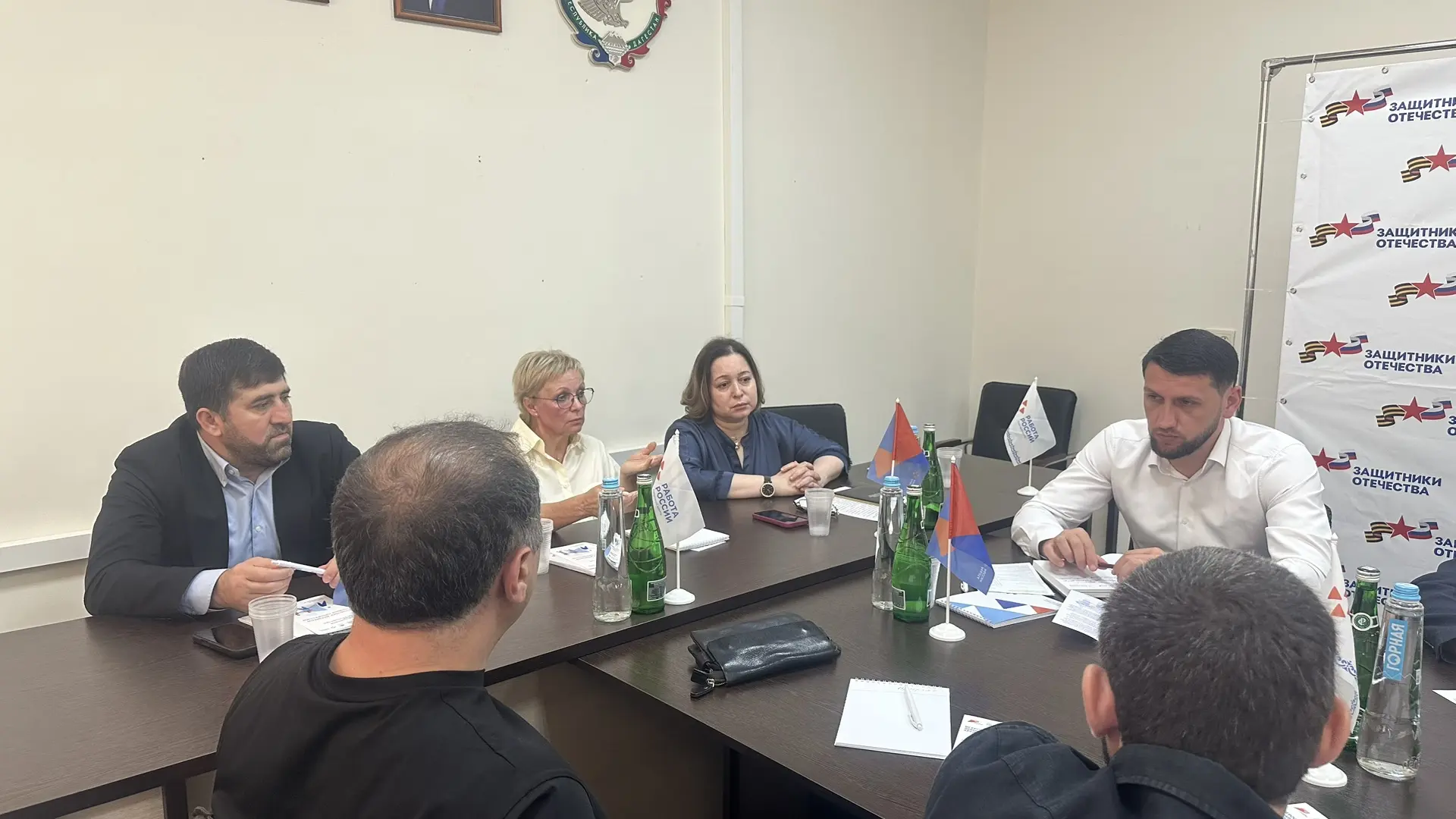 На полях форума «Каспийский техно-сплав» прошло выездное заседание в кадровом центре Махачкалы