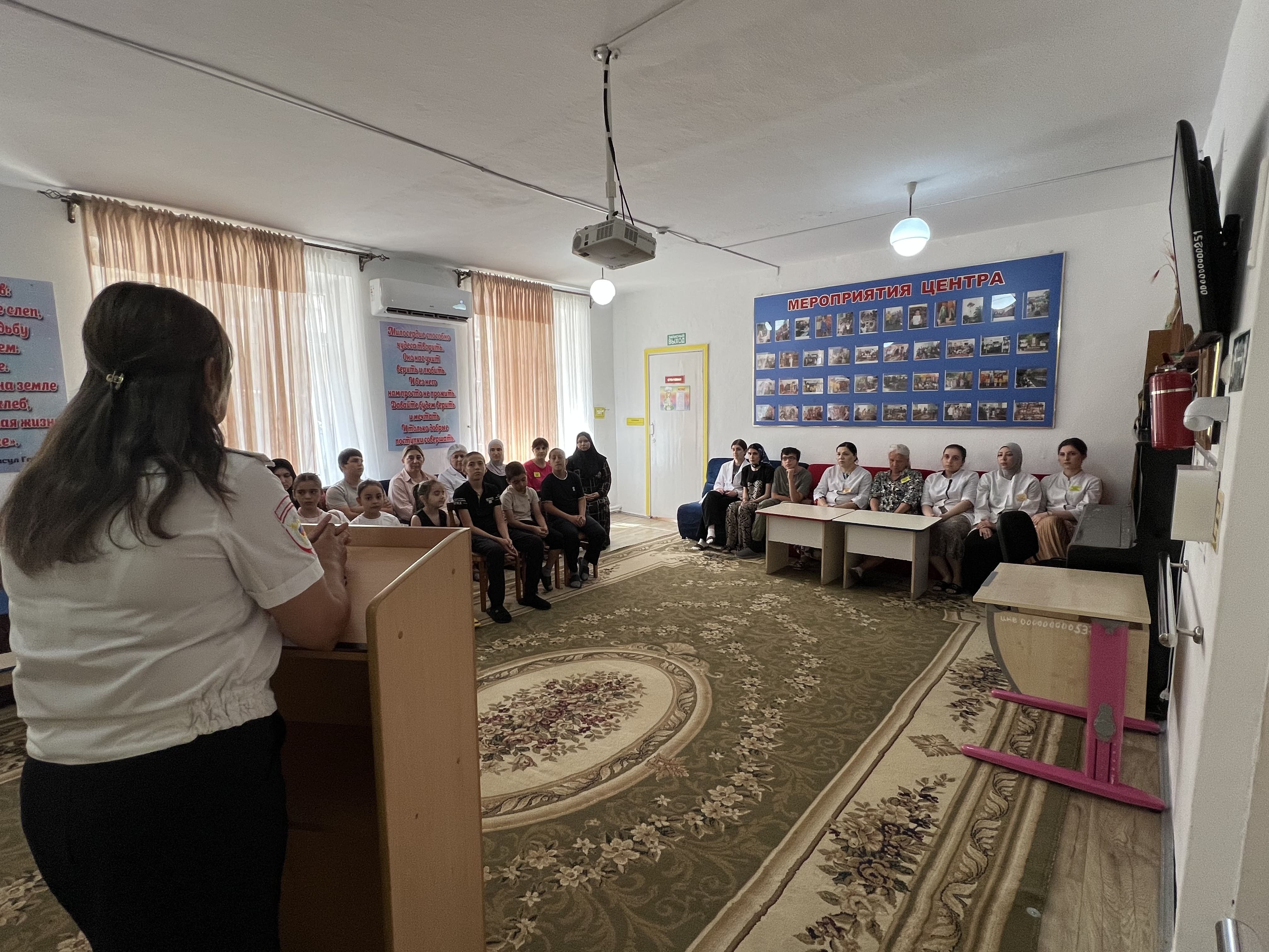 Безопасность детей — превыше всего: в реабилитационном центре Хасавюрта прошёл инструктаж по антитеррору