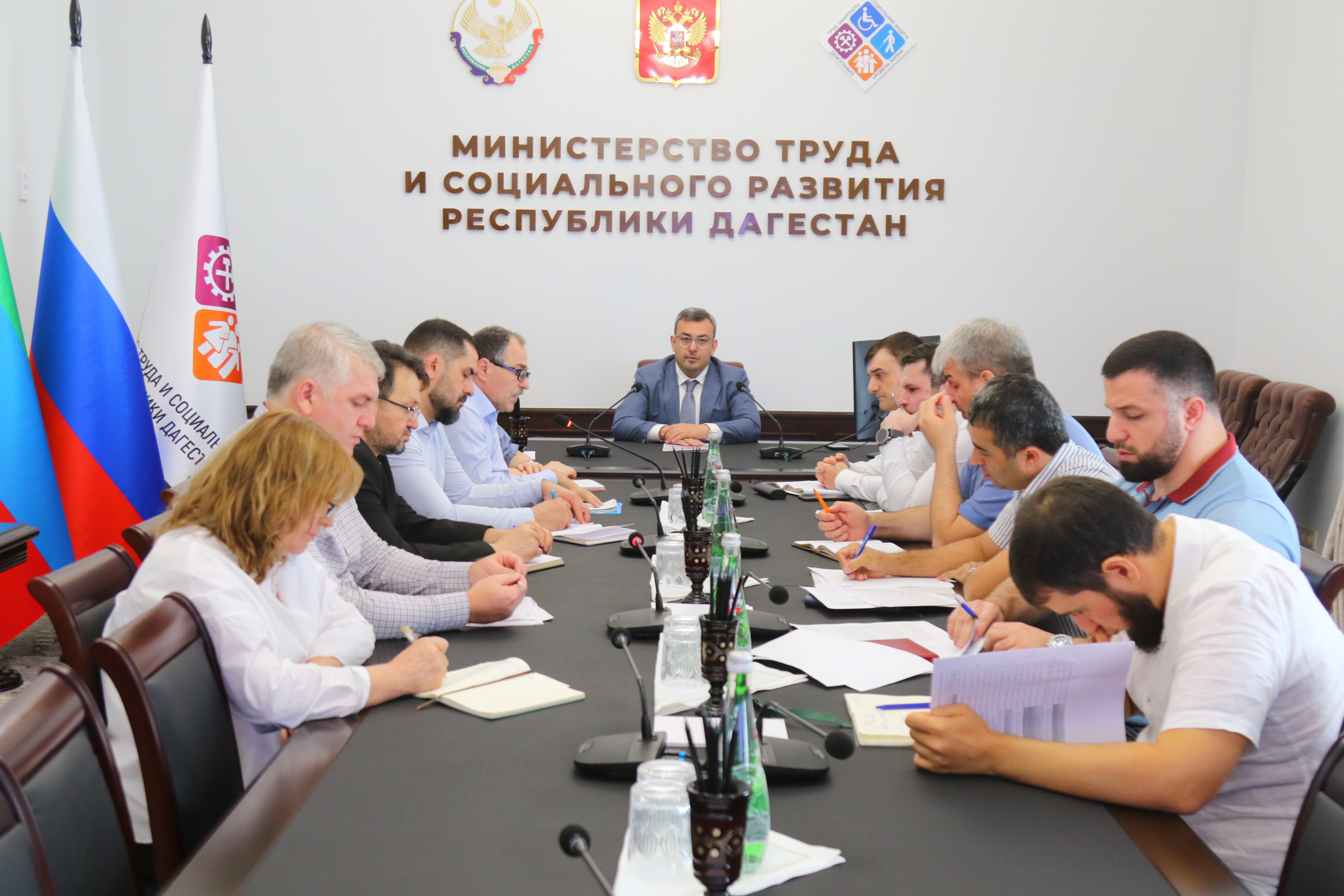 В Минтруда Дагестана обсудили актуализацию социальных паспортов семей участников СВО