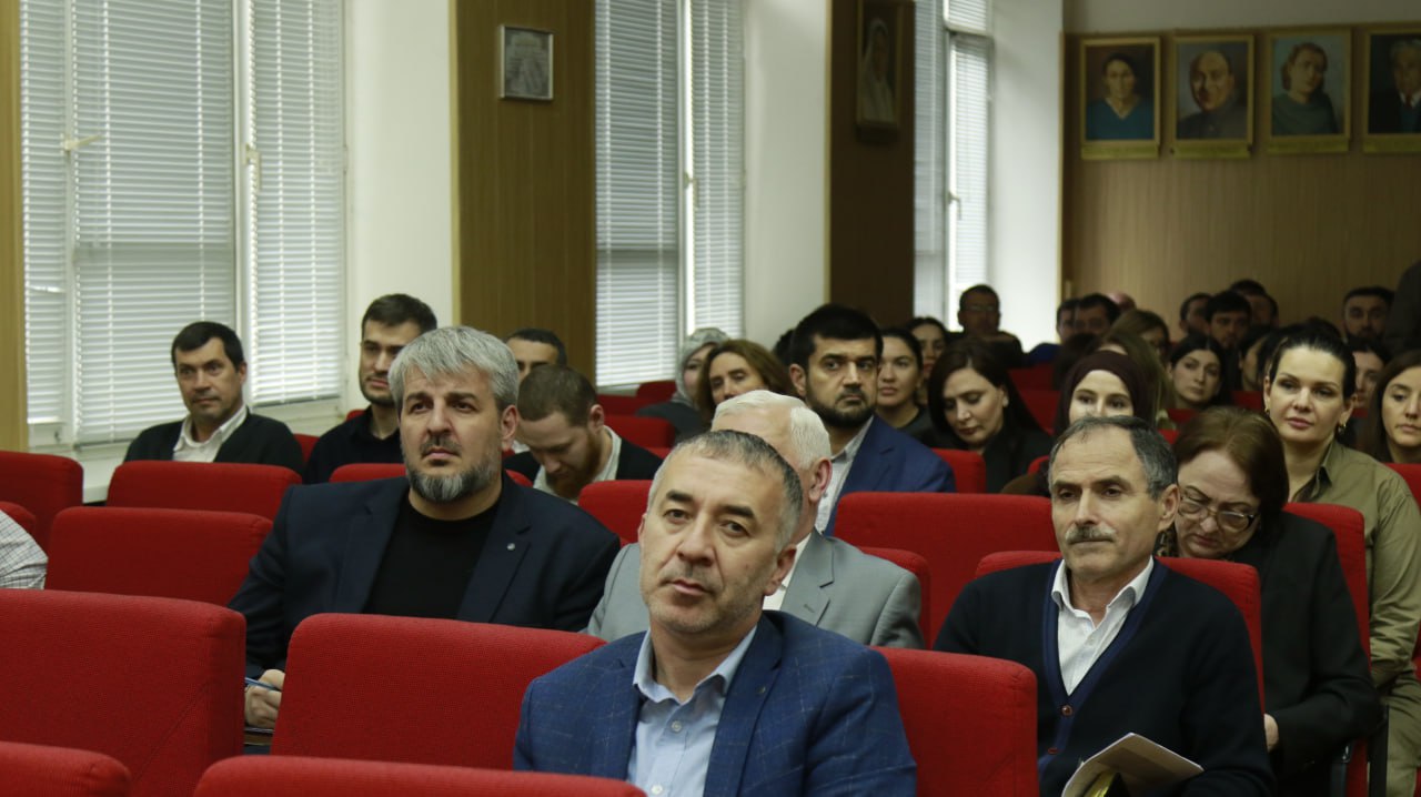 В Министерстве труда и социального развития Дагестана представили самого молодого финалиста программы «Доблесть гор»