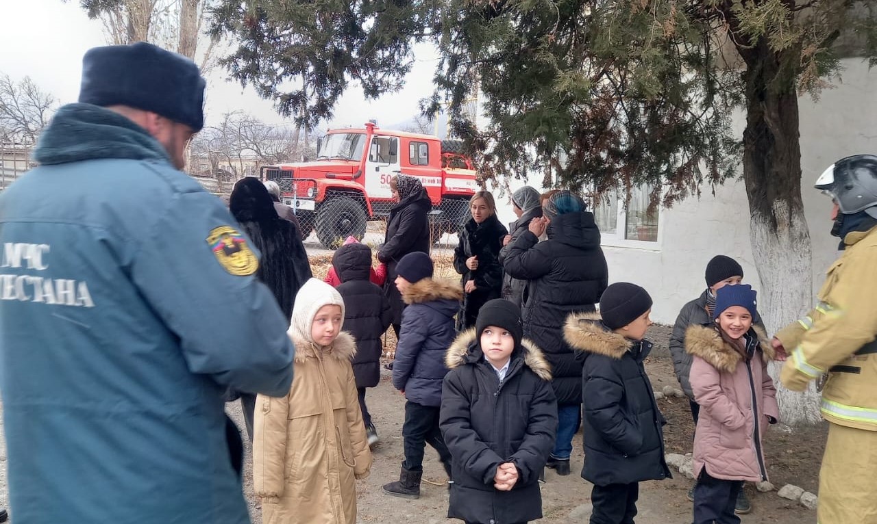 В Ахтынском Реабилитационном центре для детей и подростков состоялись мероприятия по эвакуации персонала и воспитанников на случай ЧС