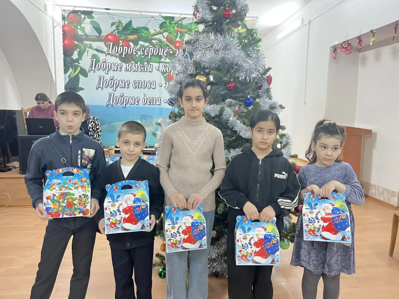 Более 3000 новогодних подарков — детям защитников Отечества!