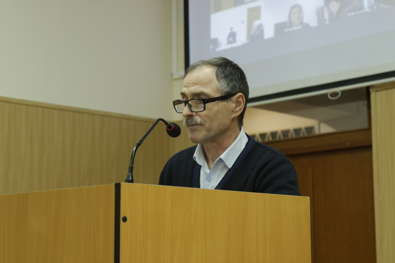 Магомедзагид Кихасуров провел расширенное рабочее совещание с руководителями подведомственных учреждений