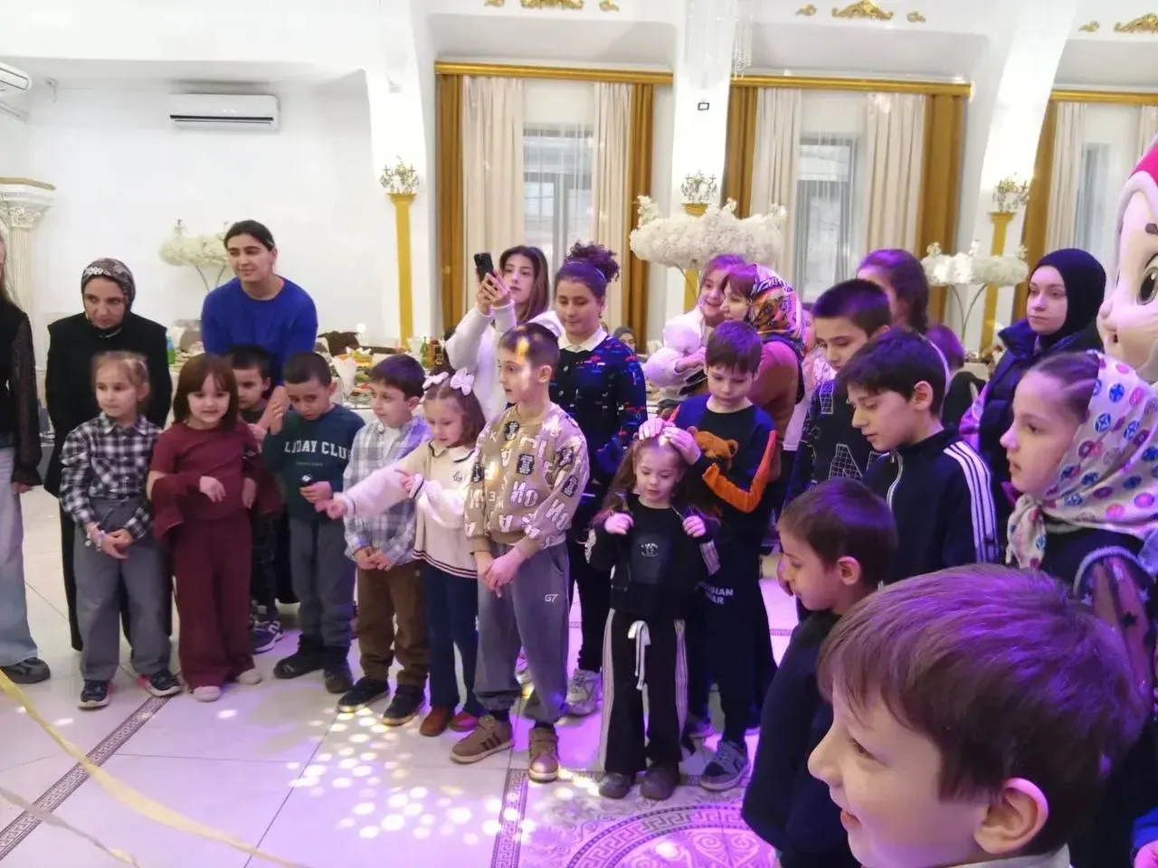 Единство и забота: накануне в Махачкале прошел благотворительный ифтар