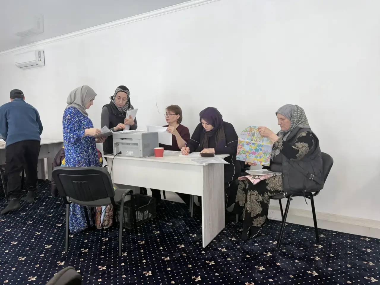 Хасавюрт и Хасавюртовский район: начался выездной прием заявлений от пострадавших при паводке