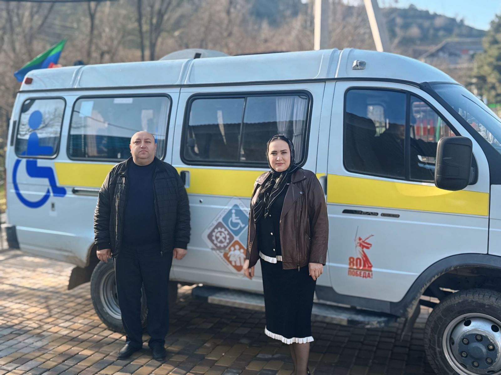 Мобильная бригада Карабудахкентского района доставила медицину в отдаленное село Аданак