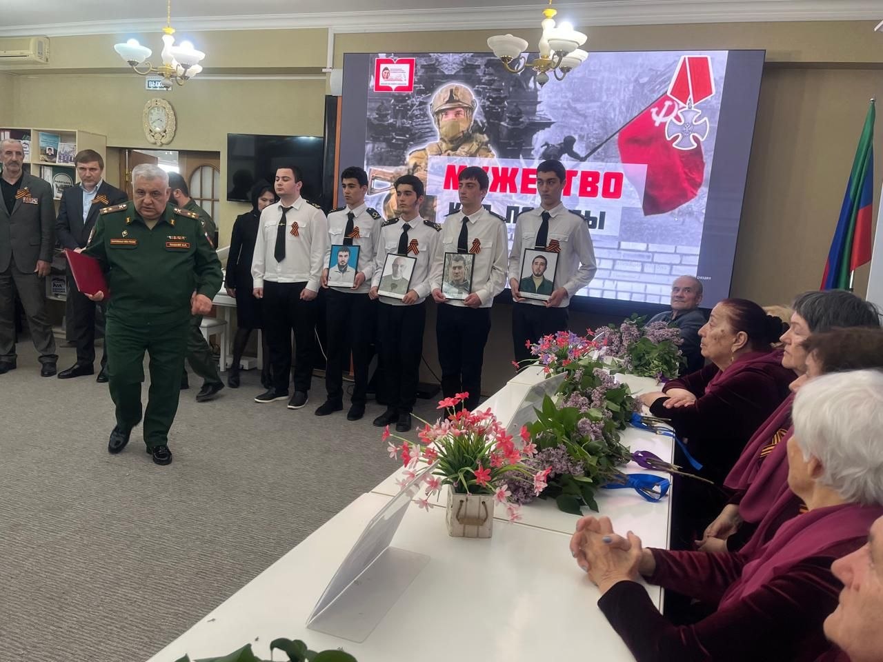 Встреча под символичным названием «Код Победы: Вера. Мужество. Единство»