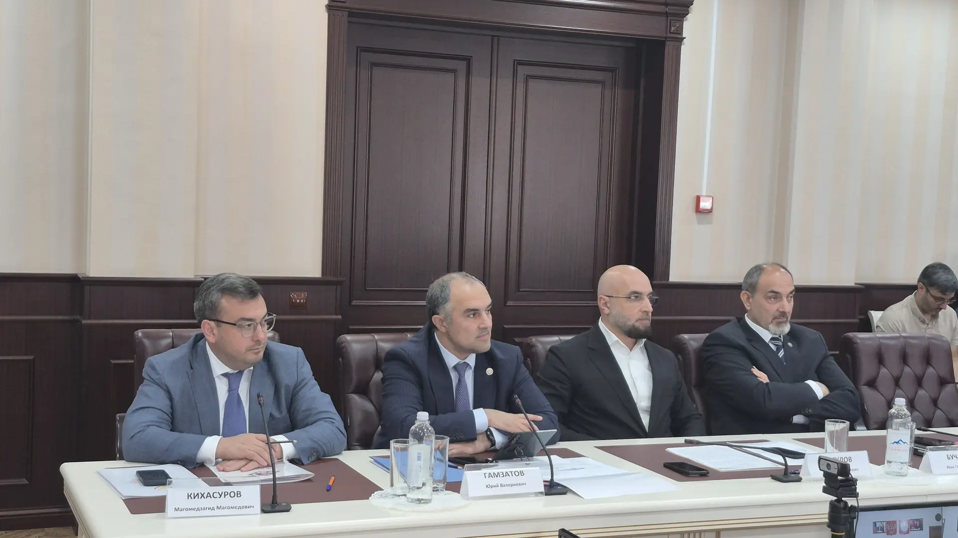 Более 60 тысяч пострадавших от паводка жителей Дагестана получили выплаты.