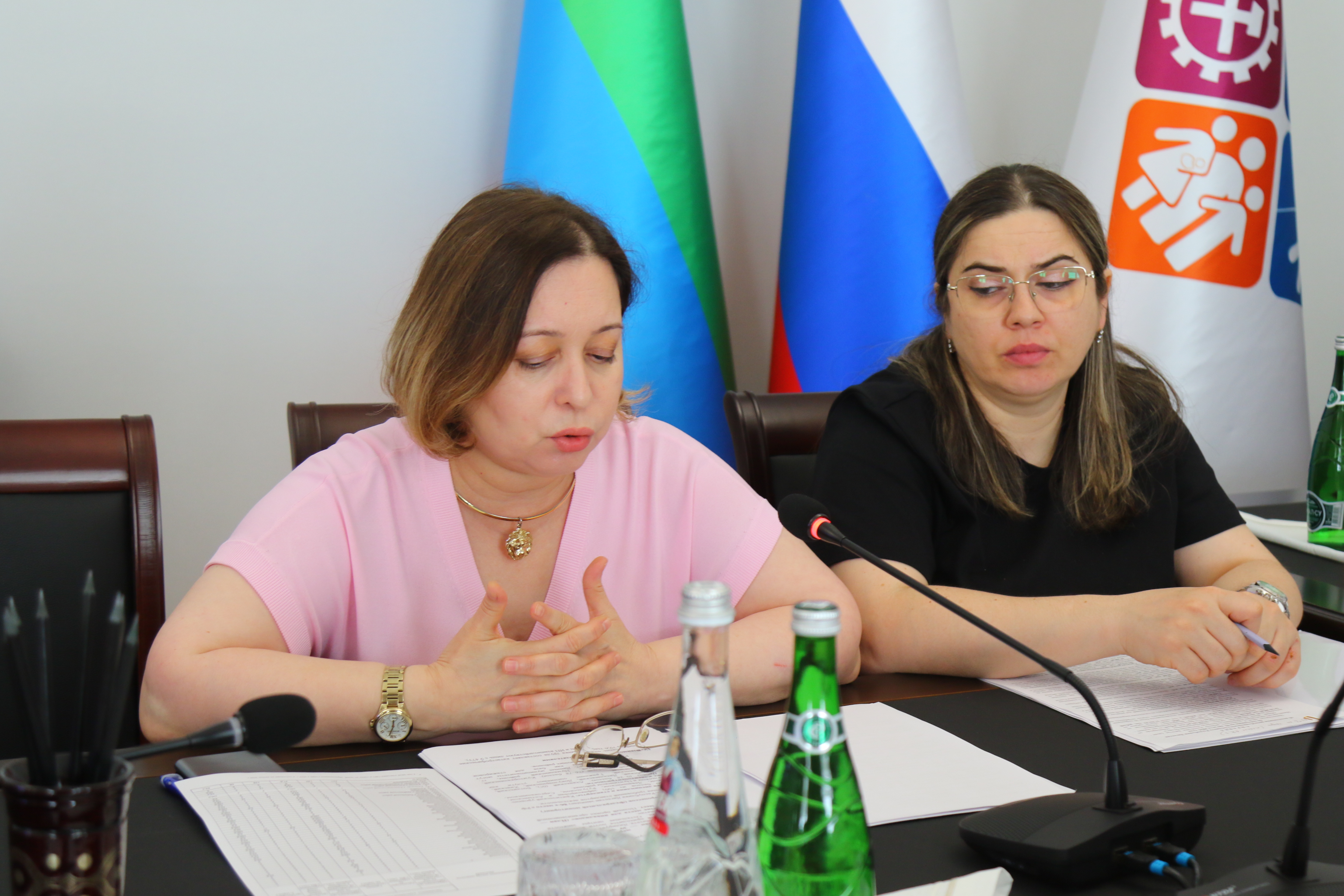 Магомедзагид Кихасуров провёл совещание с подведомственными учреждениями в режиме ВКС