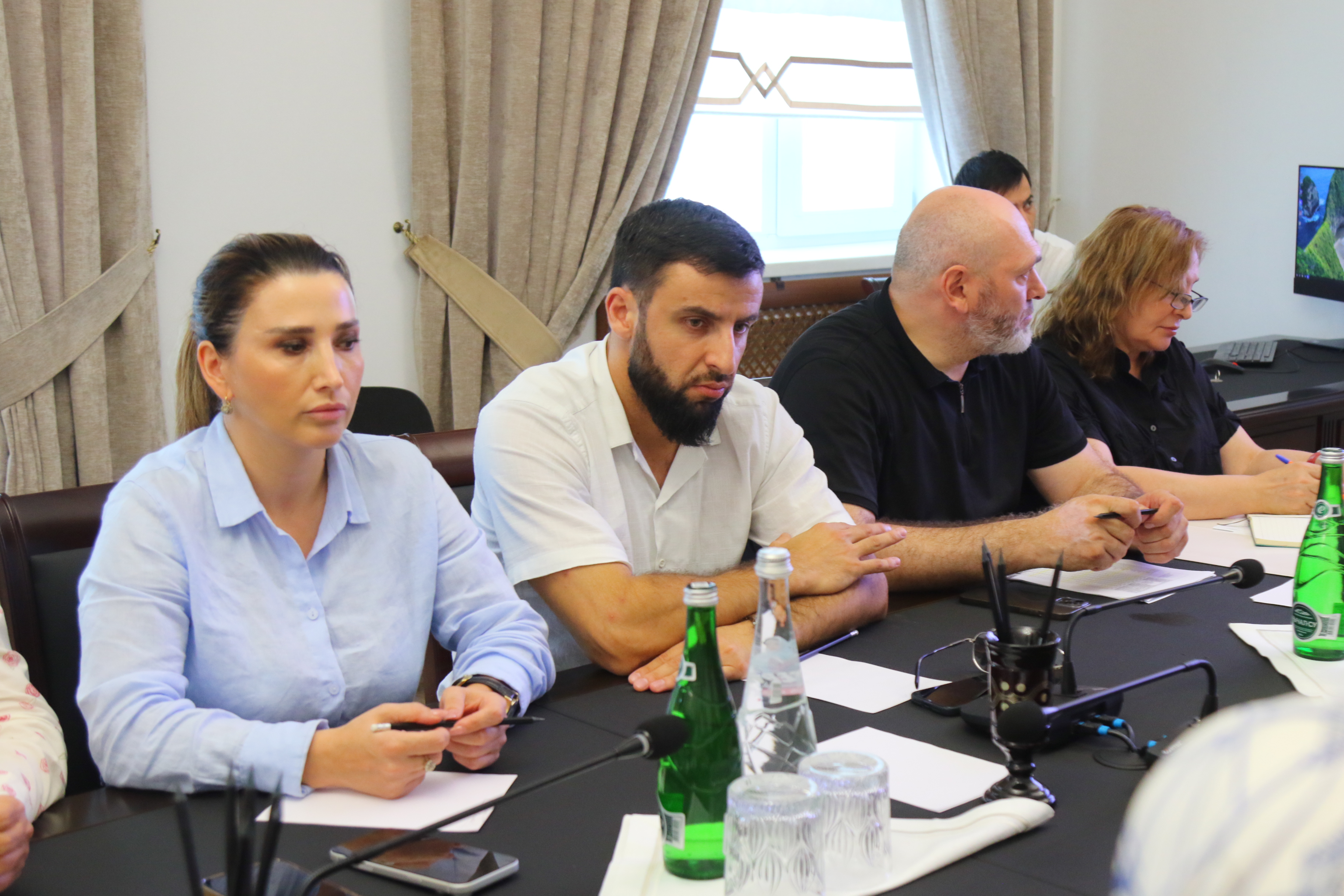 В Минтруда Дагестана обсудили итоги антикоррупционной работы и усиление финансового контроля