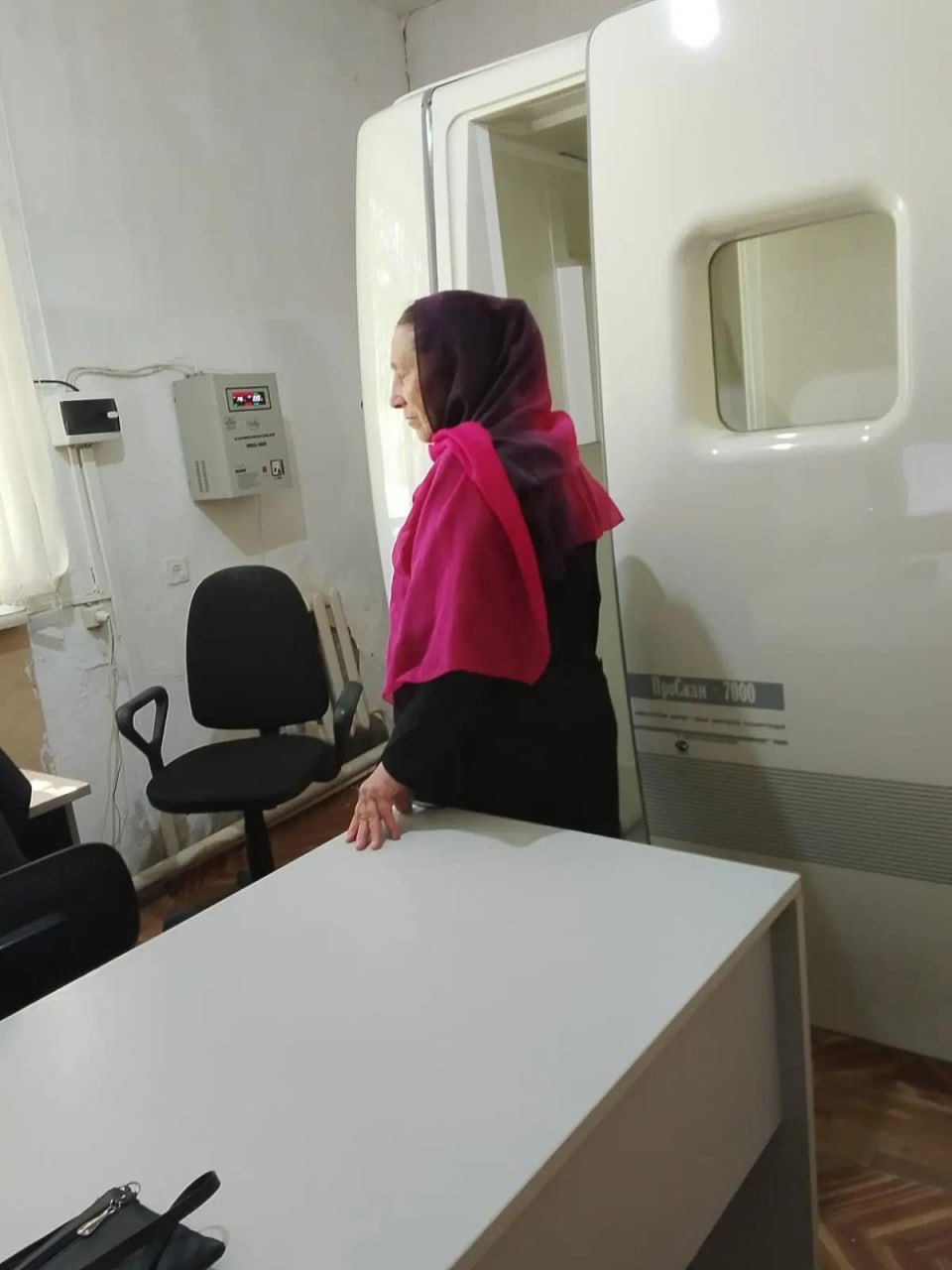 ЗАБОТА, КОТОРАЯ ДОЕЗЖАЕТ ДО ДОМА: МОБИЛЬНАЯ БРИГАДА ПОМОГАЕТ ПОЖИЛЫМ ЖИТЕЛЯМ АХТЫНСКОГО РАЙОНА