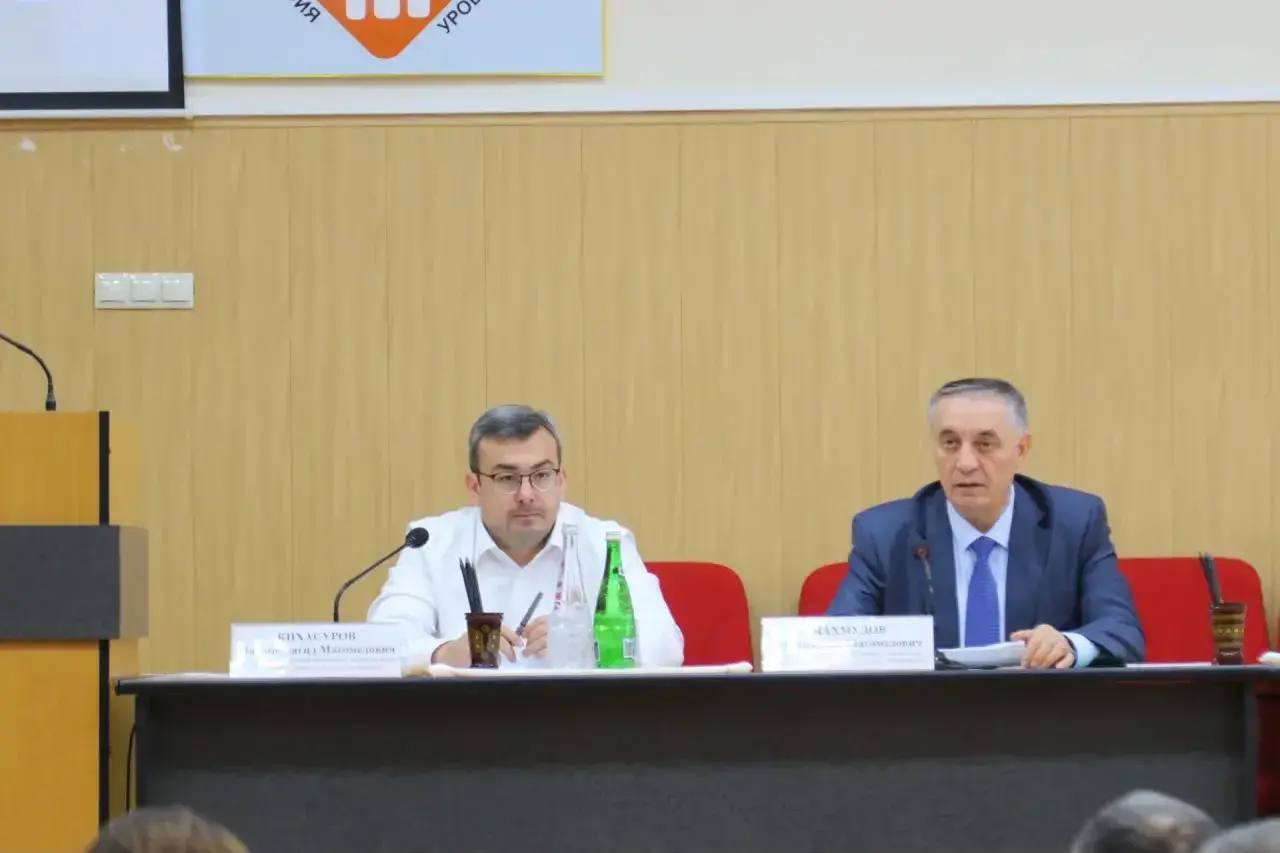 Число детей-сирот в Дагестане сократилось на 30%: Абдурахман Махмудов провёл расширенное совещание в Минтруда республики