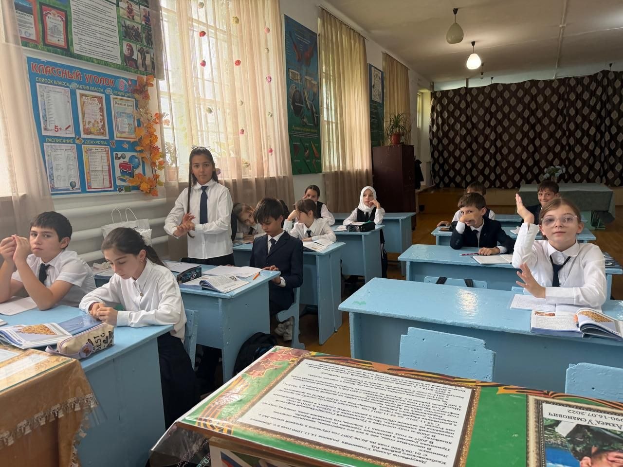 В школах Казбековского района прошли занятия по кибербезопасности для детей